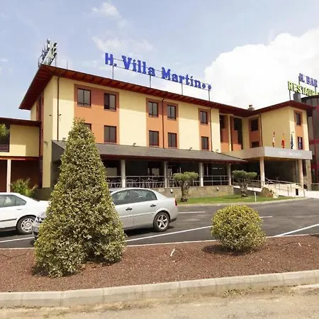 Hotel Area De Servicio 2*