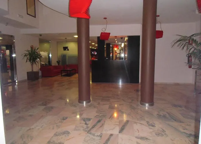 Area De Servicio Villamartin de la Abadia