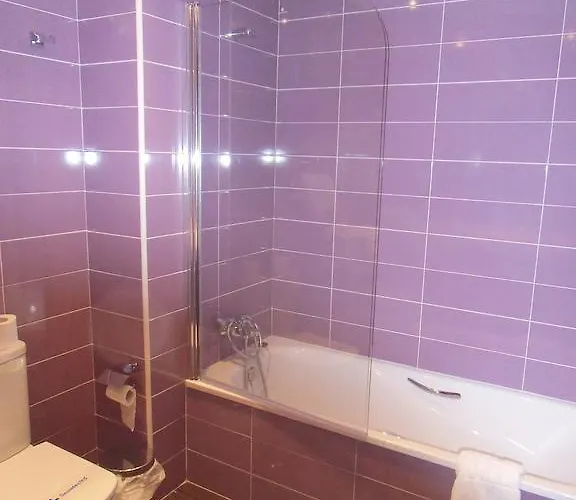 Area De Servicio Villamartin de la Abadia